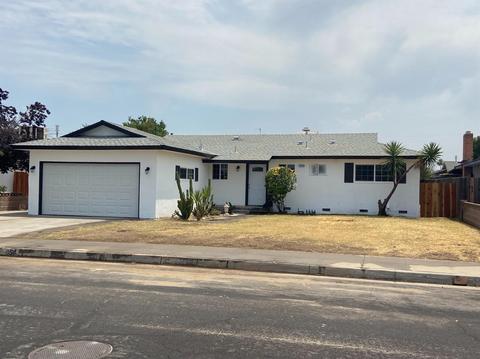658 W Donner Ave, Clovis, CA 93612 photo 1