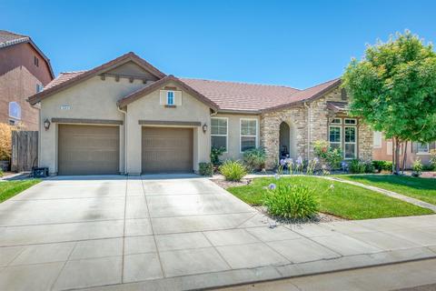 3646 Robinwood Ave, Clovis, CA 93619 photo 1