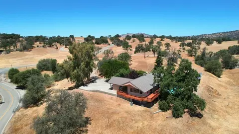 20145 Tollhouse Rd, Clovis, CA 93619 photo 1