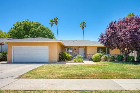 3063 E Sample Ave, Fresno, CA 93710 photo 1