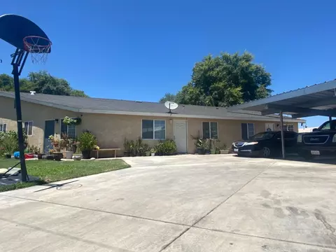 441 S O St, Dinuba, CA 93618 photo 1