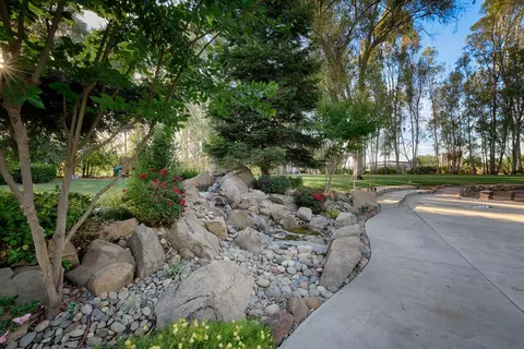 13616 E Bullard Ave, Clovis, CA 93619 photo 1