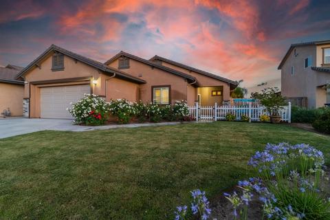 3320 Holland, Clovis, CA 93619 photo 1