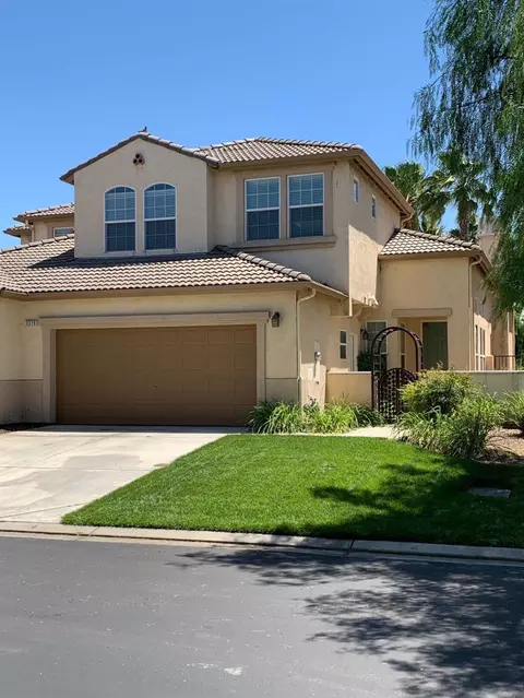 2370 Capri, Chowchilla, CA 93610 photo 1