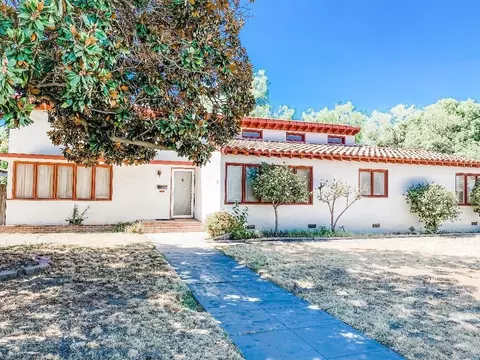 1300 De Cesari Ave, Madera, CA 93637 photo 1