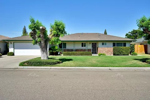 116 Hilton St, Madera, CA 93637 photo 1