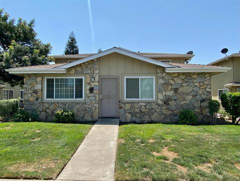 468 W Alamos Ave #1, Clovis, CA 93612 photo 1