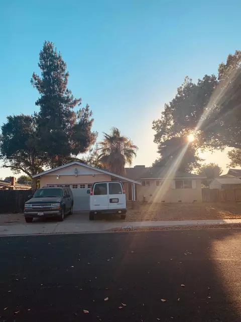 2898 Adler Ave, Clovis, CA 93612 photo 1