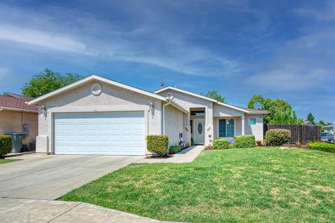 2024 Coventry Ave, Clovis, CA 93611 photo 1