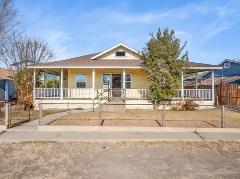 209 E Merced St, Avenal, CA 93204 photo 1