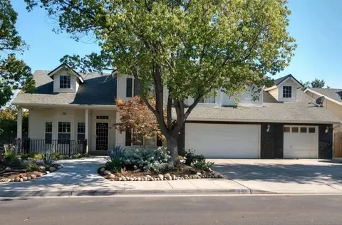 394 Cromwell Ave, Clovis, CA 93611 photo 1
