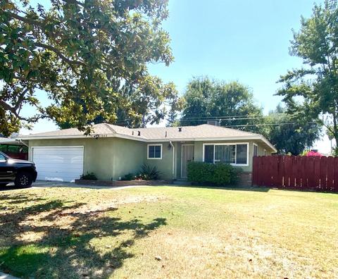 845 S 1st St, Kerman, CA 93630 photo 1