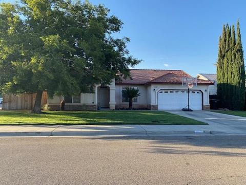 2748 Hicks St, Selma, CA 93662 photo 1