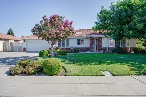 2411 Judith Ct, Madera, CA 93637 photo 1