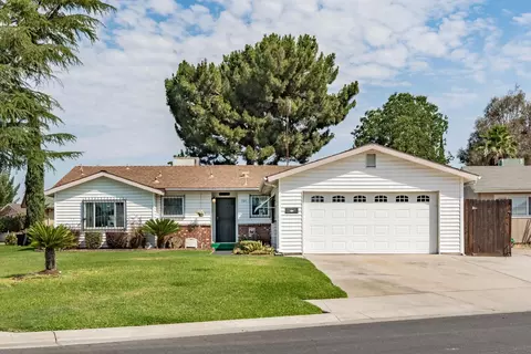 501 Rall Ave, Clovis, CA 93612 photo 1