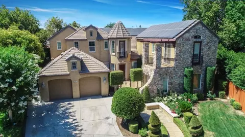 65 W Wyndover Ave, Clovis, CA 93611 photo 1