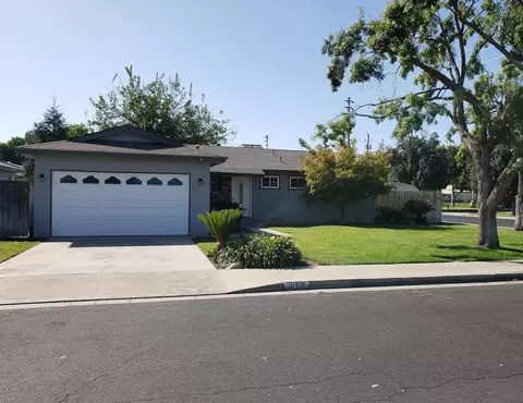 994 W National Ave, Clovis, CA 93612 photo 1