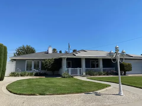 329 Circle, Chowchilla, CA 93610 photo 1
