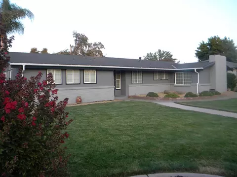301 Hilton St, Madera, CA 93637 photo 1