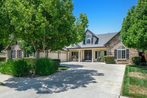 437 W Powers Ave, Clovis, CA 93619 photo 1