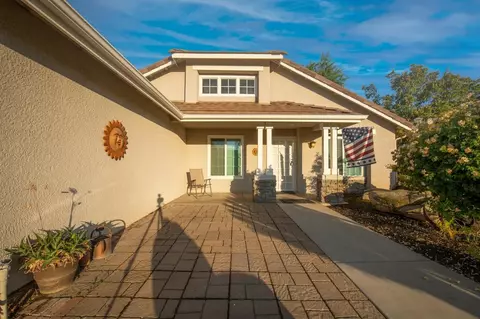 322 N Hanson Ave, Clovis, CA 93611 photo 1