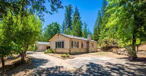 51236 Hillside Dr, Oakhurst, CA 93644 photo 1