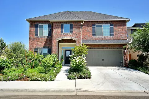 4005 Alamos Ave, Clovis, CA 93619 photo 1