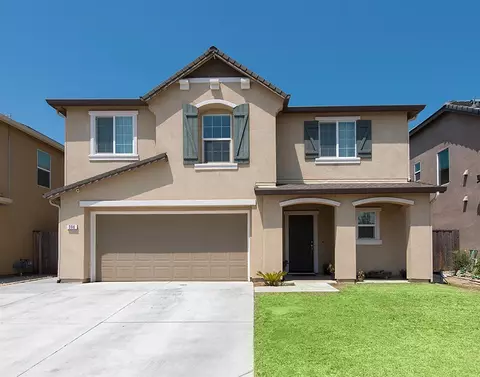 396 S Knox St, Madera, CA 93638 photo 1
