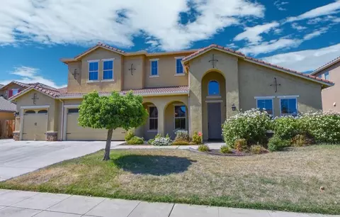 2075 Buckingham Ave, Clovis, CA 93611 photo 1
