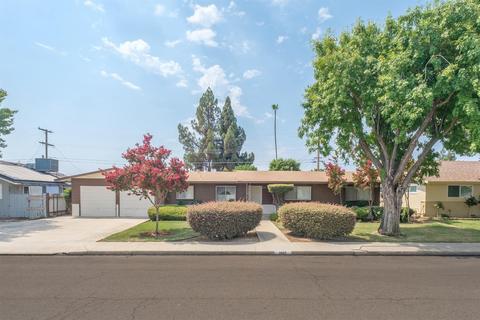 2107 4th St, Sanger, CA 93657 photo 1