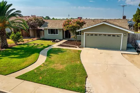 857 Tammy Ln, Lemoore, CA 93245 photo 1