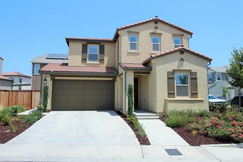 4281 Horizon Dr, Madera, CA 93636 photo 1