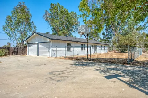 16861 Road 36, Madera, CA 93636 photo 1