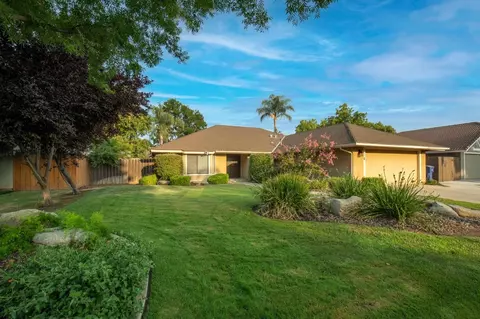 1172 Jasmine Ave, Clovis, CA 93611 photo 1