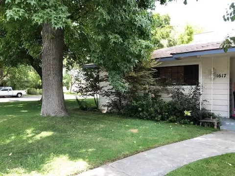 1617 National Ave, Madera, CA 93637 photo 1