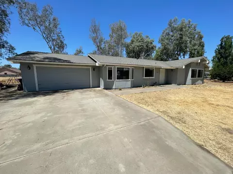 12586 Mesa Dr, Madera, CA 93636 photo 1