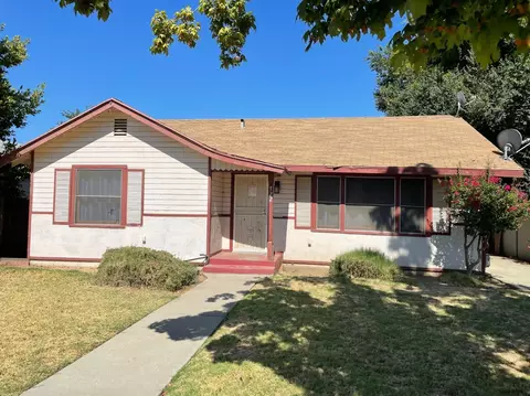 722 P Street St, Sanger, CA 93657 photo 1