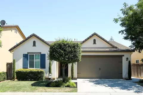 4188 Chessa Ln, Clovis, CA 93619 photo 1