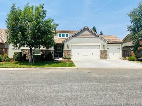 3527 Trenton Ln, Clovis, CA 93619 photo 1