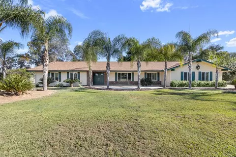11167 E Ashlan Ave, Sanger, CA 93657 photo 1