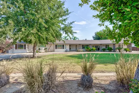 2285 Ashlan Ave, Clovis, CA 93611 photo 1