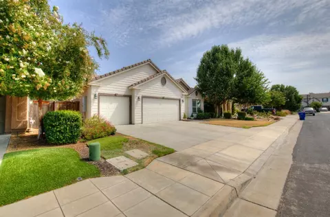 3265 Keats Ave, Clovis, CA 93619 photo 1