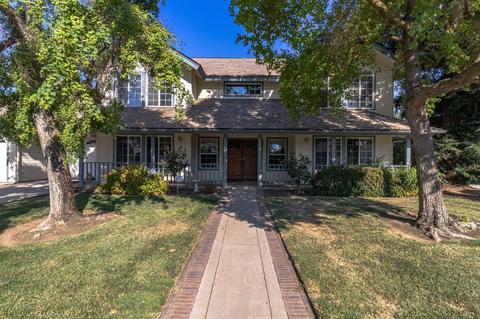 3266 Pistachio Ave, Clovis, CA 93611 photo 1