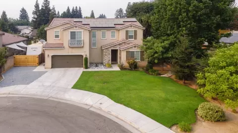 2035 Rialto Ave, Clovis, CA 93611 photo 1