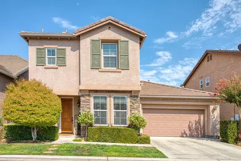 1851 N Dupree Ln, Clovis, CA 93619 photo 1