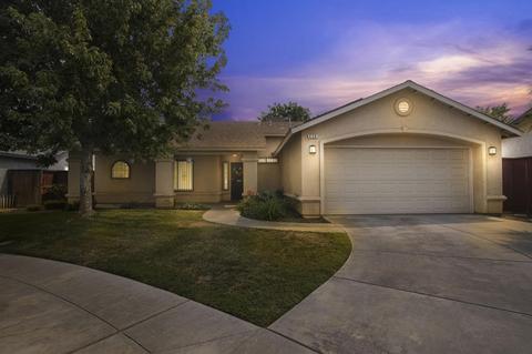 426 Wawona Ct, Madera, CA 93637 photo 1