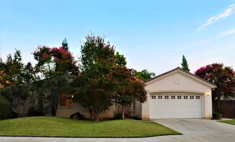 2294 Sierra Madre Ave, Clovis, CA 93611 photo 1
