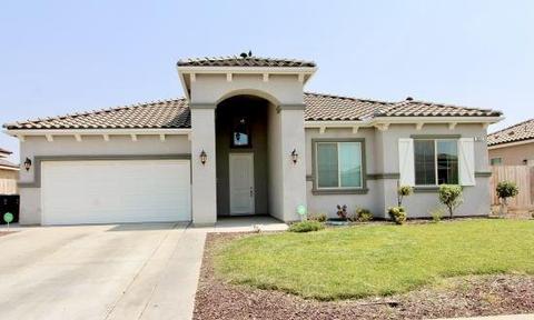 922 S Susan Ave, Kerman, CA 93630 photo 1