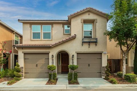 3651 Alcove Way, Clovis, CA 93619 photo 1