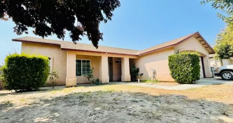 3328 Ren Way, Madera, CA 93637 photo 1